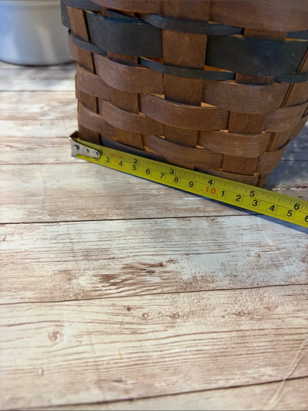 Longaberger 1988 Brown and Dark Brown Woven Poinsettia Basket